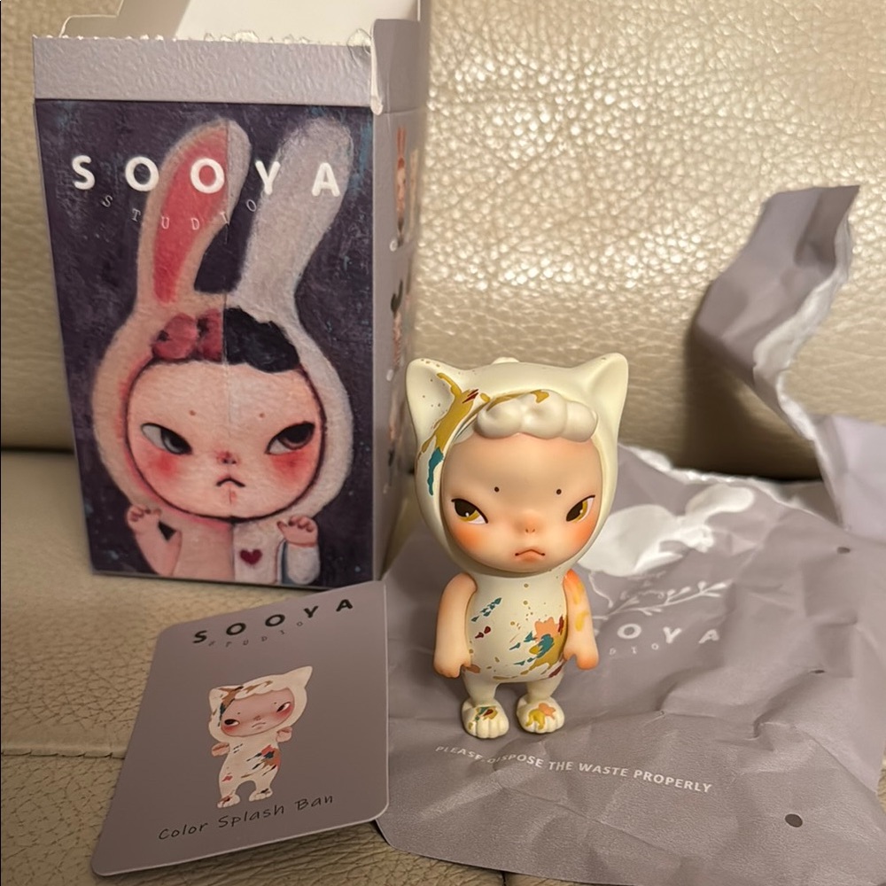 Sooya Color Splash Ban Doll - Multicolor